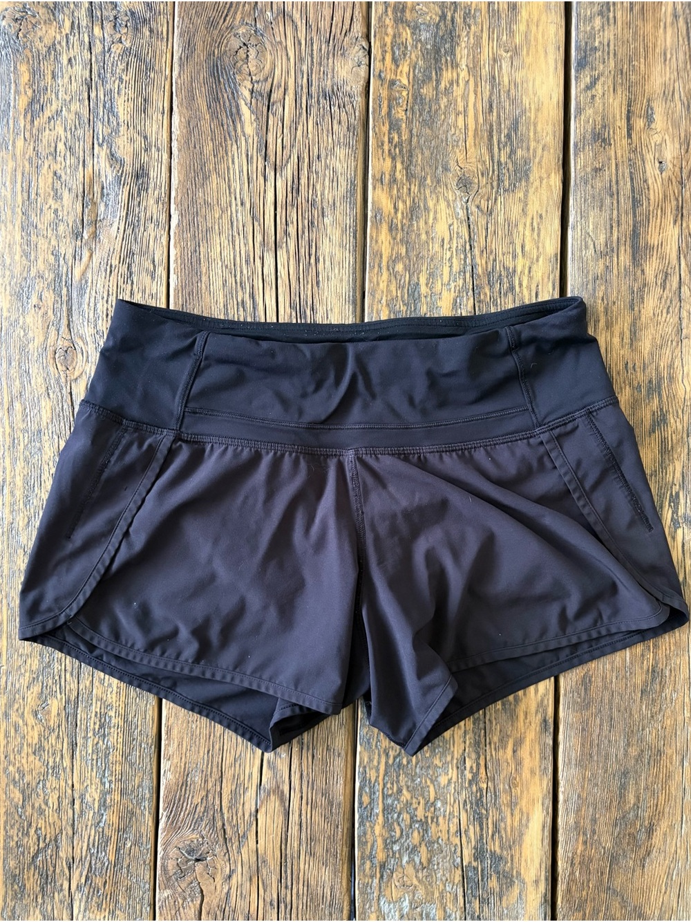 lululemon athletica speed up shorts